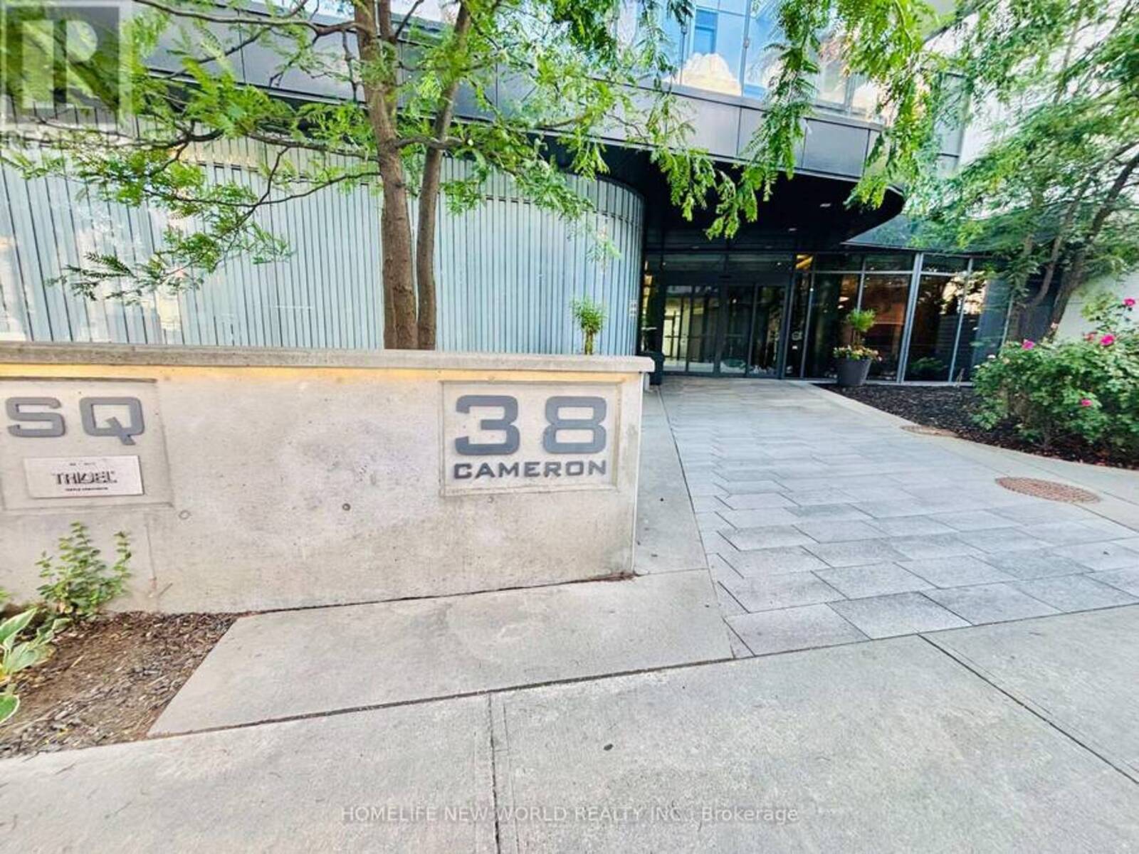 423 - 38 CAMERON STREET, Toronto, Ontario M5T 0C3