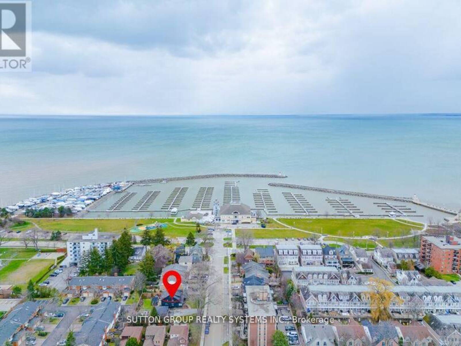 47 NELSON STREET, Oakville, Ontario L6L 3H5