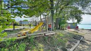33 LAKE DRIVE E | Georgina Ontario | Slide Image Sixteen