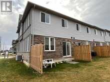 1 LINDEN PARK LANE | Hamilton Ontario | Slide Image Three