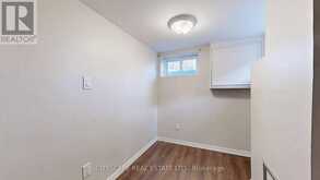 39 WOODWARD AVENUE | Brampton Ontario | Slide Image Thirty-eight