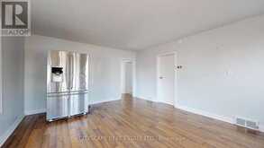 39 WOODWARD AVENUE | Brampton Ontario | Slide Image Nine