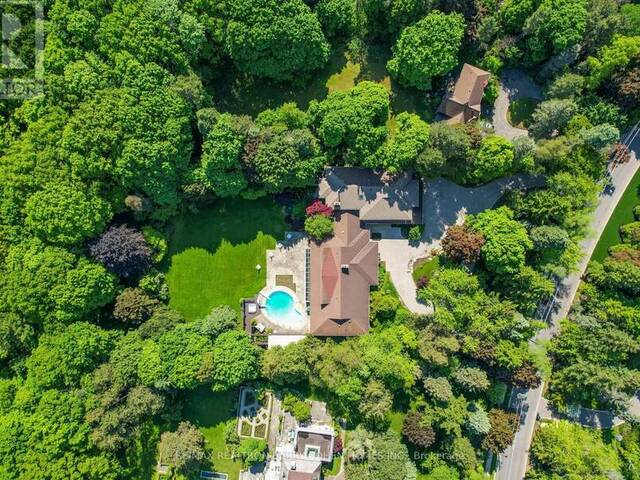 50 PARK LANE CIRCLE Toronto Ontario, M3C 2N2 - 9 Bedrooms Home For Sale