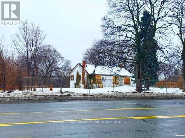 2986 WESTON ROAD Toronto Ontario, M6R 2K1 - Home For Sale