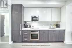 1711 - 330 RICHMOND STREET W | Toronto Ontario | Slide Image Four