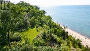 7053 BLUE COAST HEIGHTS | Plympton-Wyoming Ontario | Slide Image Nineteen