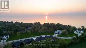 7027 BLUE COAST HEIGHTS | Plympton-Wyoming Ontario | Slide Image Thirteen
