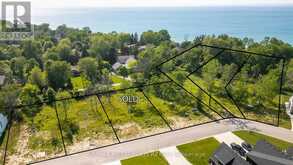 7027 BLUE COAST HEIGHTS | Plympton-Wyoming Ontario | Slide Image Four