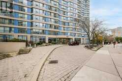 318 - 250 WEBB DRIVE | Mississauga Ontario | Slide Image Four