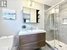 3 MOSEDALE CRESCENT | Toronto Ontario | Slide Image Nineteen