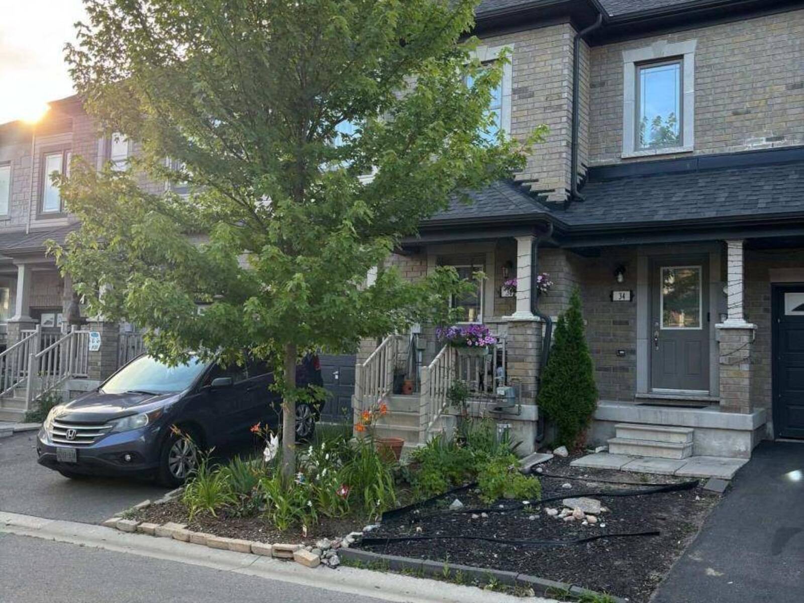 36 DENEB STREET, Barrie, Ontario L4M 0K6