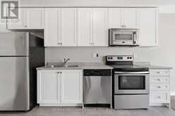 38 DENEB STREET | Barrie Ontario | Slide Image Five