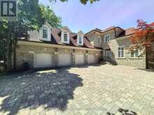 42 MARYVALE CRESCENT | Richmond Hill Ontario | Slide Image Three