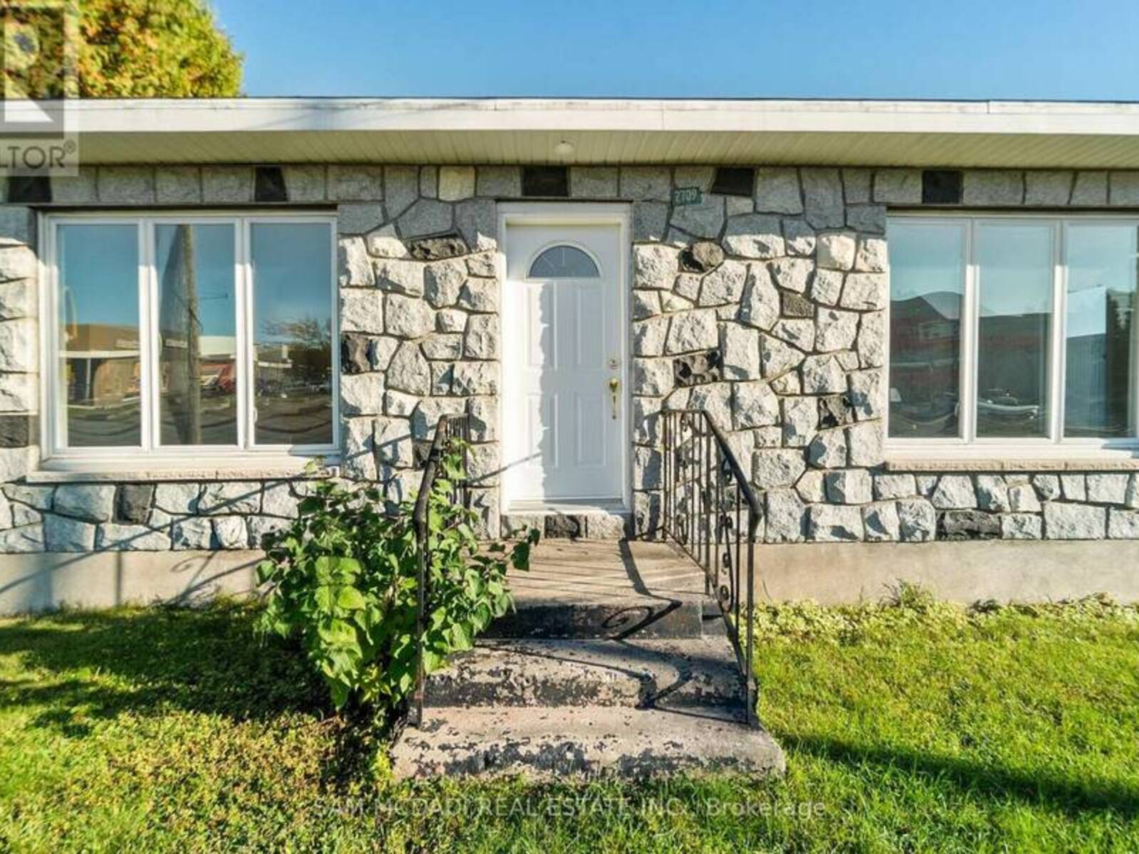 2709 LAURIER STREET, Clarence-Rockland, Ontario K4K 1A3