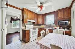 6198 DELAWARE STREET | Niagara Falls Ontario | Slide Image Twelve