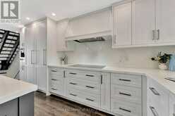3 - 2136 OLD LAKESHORE ROAD | Burlington Ontario | Slide Image Nine
