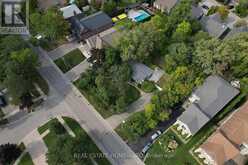 2441 OLD CARRIAGE ROAD | Mississauga Ontario | Slide Image Seven