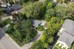 2441 OLD CARRIAGE ROAD | Mississauga Ontario | Slide Image Three