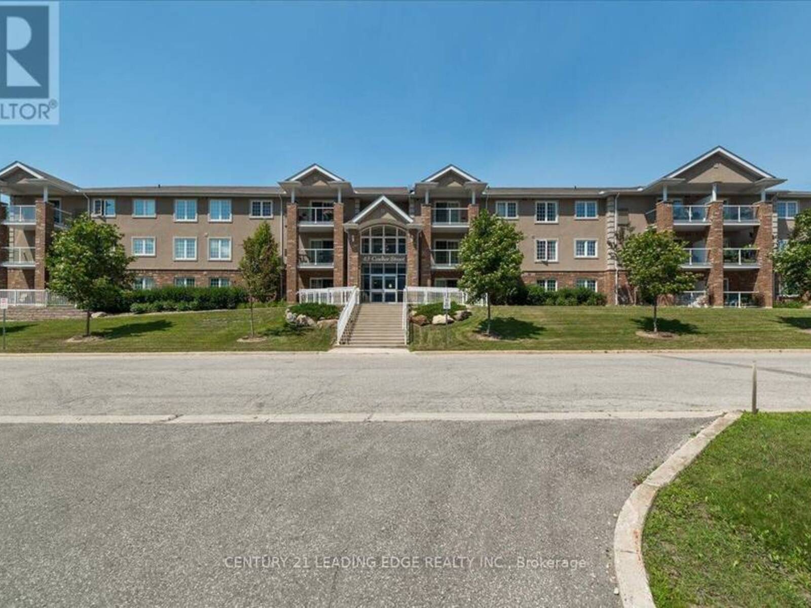 20 - 43 COULTER STREET, Barrie, Ontario L4N 6L9