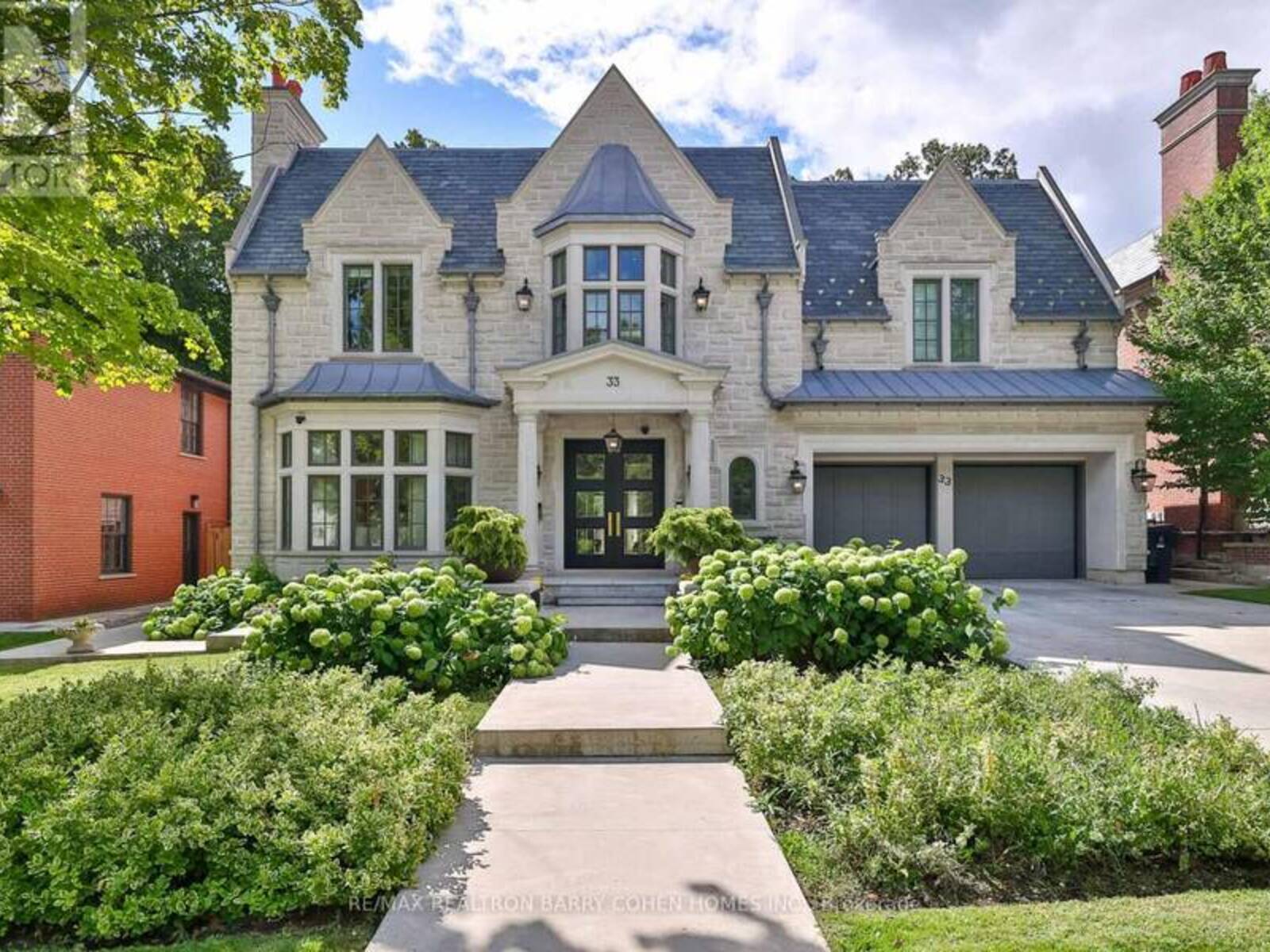 33 STRATHEDEN ROAD, Toronto, Ontario M4N 1E5