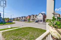1 SILVER CHARM DRIVE | East Gwillimbury Ontario | Slide Image Ten