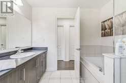 1 SILVER CHARM DRIVE | East Gwillimbury Ontario | Slide Image Thirty-three
