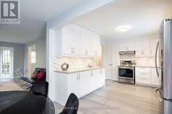 198 ROMFIELD CIRCUIT | Markham Ontario | Slide Image Twelve