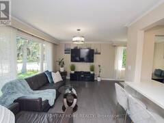65 BRIDGENORTH CRESCENT Toronto Ontario, M9V 2M5
