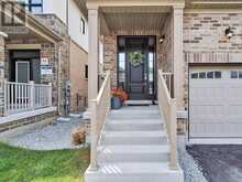 28 GEMINI DRIVE | Barrie Ontario | Slide Image Two