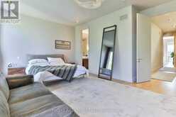18 MITCHELL AVENUE | Toronto Ontario | Slide Image Twelve