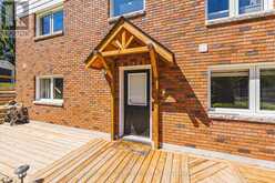 6 IRIS COURT | Hamilton Ontario | Slide Image Seven