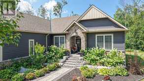 2117 ELANA DRIVE | Orillia Ontario | Slide Image One