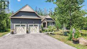 2117 ELANA DRIVE | Orillia Ontario | Slide Image Two