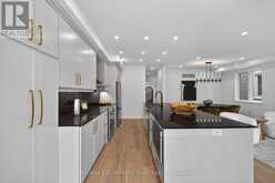 12 SHADY OAKS TRAIL | Hamilton Ontario | Slide Image Twelve
