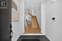 12 SHADY OAKS TRAIL | Hamilton Ontario | Slide Image Four