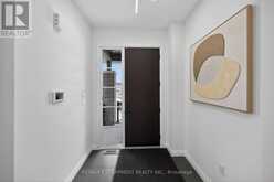12 SHADY OAKS TRAIL | Hamilton Ontario | Slide Image Five
