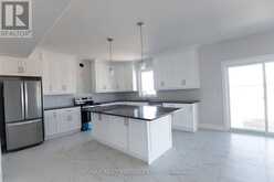 150 TUSCANY TRAIL | Chatham Ontario | Slide Image Ten