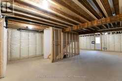 150 TUSCANY TRAIL | Chatham Ontario | Slide Image Thirty-two
