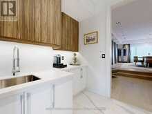 127 ELGIN MILLS ROAD W | Richmond Hill Ontario | Slide Image Thirteen