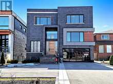 127 ELGIN MILLS ROAD W | Richmond Hill Ontario | Slide Image Two