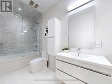 127 ELGIN MILLS ROAD W | Richmond Hill Ontario | Slide Image Thirty-three