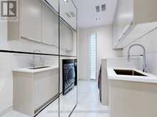 127 ELGIN MILLS ROAD W | Richmond Hill Ontario | Slide Image Thirty-six