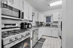 1331 ST. JAMES AVENUE | Mississauga Ontario | Slide Image Twelve