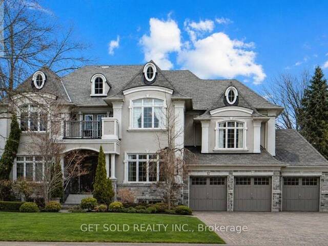 8 THORNHILL AVENUE Vaughan Ontario, L4J 1J4 - 5 Bedrooms Home For Sale