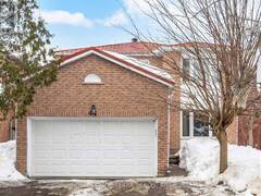 44 CARRUTHERS CRESCENT Barrie Ontario, L4M 6A6