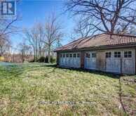 132 BLYTHWOOD ROAD | Toronto Ontario | Slide Image Thirteen