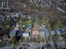 132 BLYTHWOOD ROAD | Toronto Ontario | Slide Image Nine
