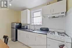 17 AUGUSTA AVENUE | Toronto Ontario | Slide Image Nine