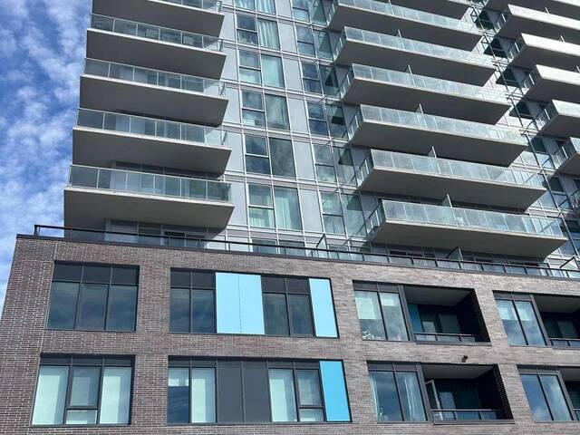612 - 185 DEERFIELD DRIVE Newmarket Ontario, L3Y 0G7 - 2 Bedrooms Condo For Sale