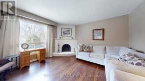 3103 AUTUMN HILL CRESCENT | Burlington Ontario | Slide Image Ten